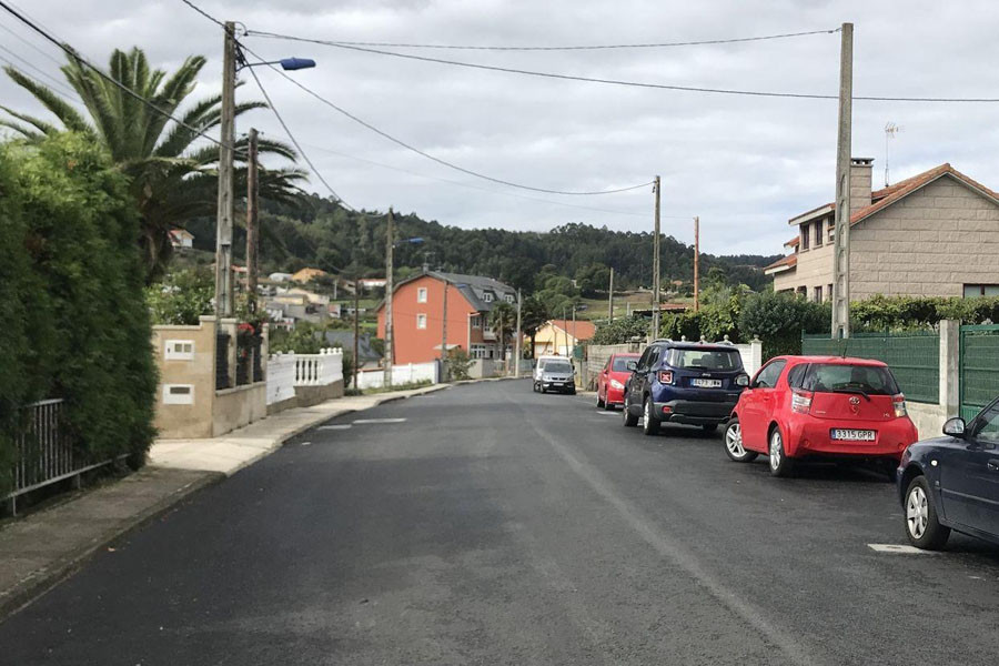 Vista de la calle Regueiro, en Castro Laxe
