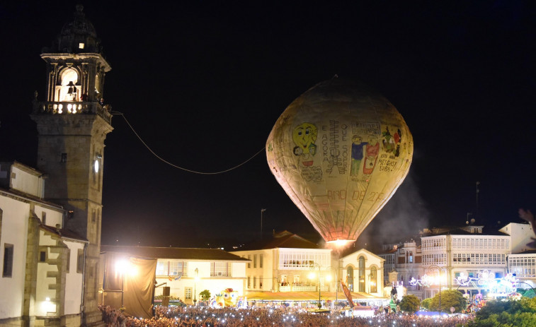 El lanzamiento del Globo de Betanzos, pendiente de un hilo