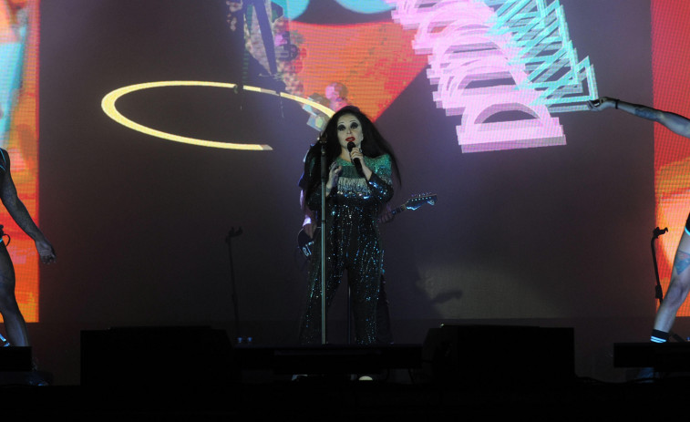 Fangoria pone el cierre musical a un día repleto de diversión en las calles
