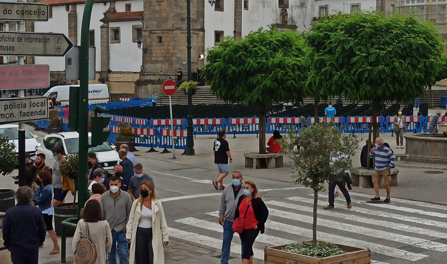 Ambiente y pasión en Betanzos en un nuevo San Roque sin ver volar el Globo