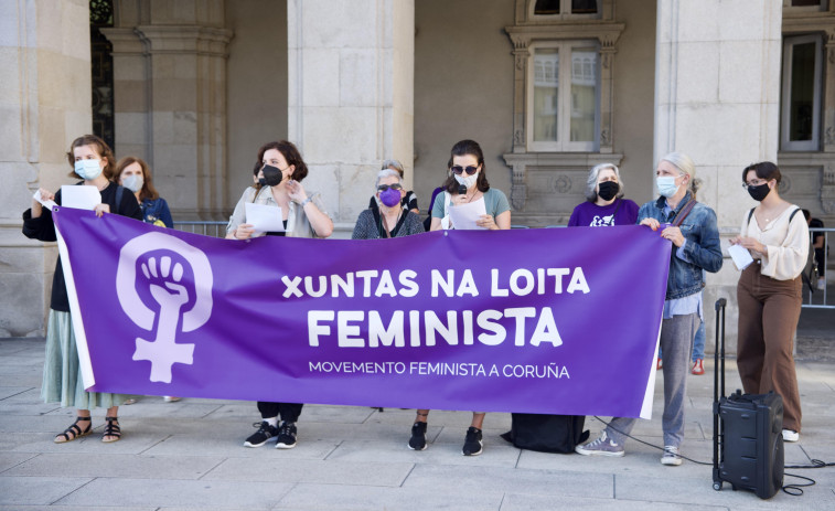 Unidas en María Pita para alzar la voz en contra de los feminicidios