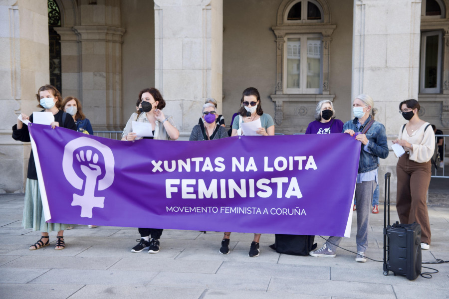 Unidas en María Pita para alzar la voz en contra de los feminicidios