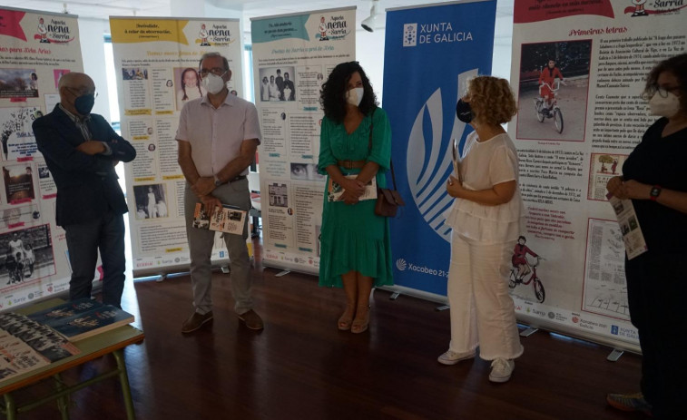 Miño inaugura la exposición “Aquela nena de Sarria”