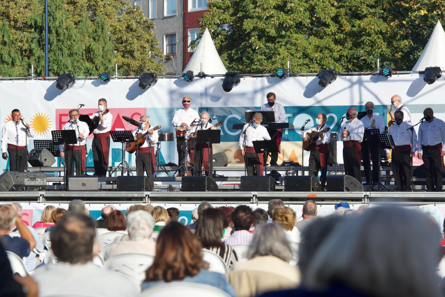 Amizades y Vocalise abren el XXXVI Certamen de Habaneras