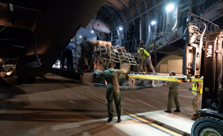 Sánchez anuncia que el primer avión para evacuar a españoles vuela a Kabul y sale a Dubái un tercero medicalizado