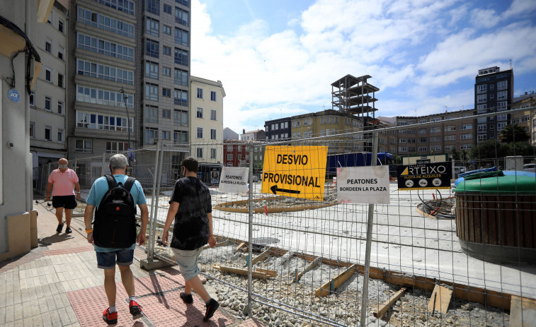 Incomodidad entre los vecinos por las obras de la plaza del Padre Rubinos