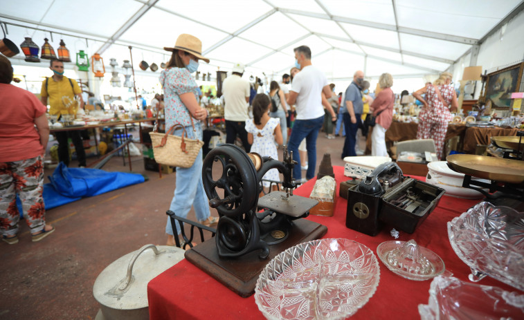 Piezas de museo en la séptima Feria de Antigüedades de Miño