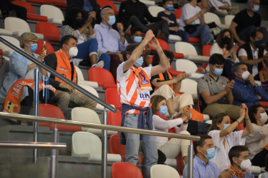 Aires lusos en la puesta en acción del Leyma Basquet Coruña