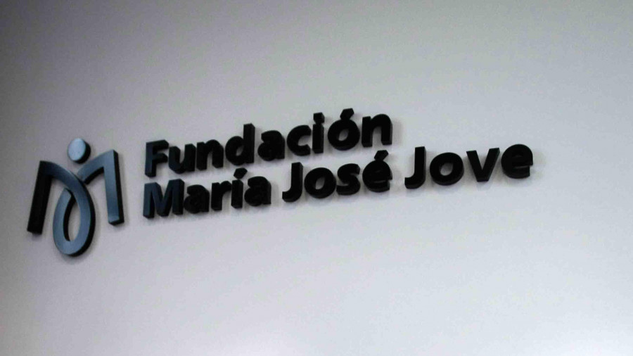 Hondo pesar por la muerte de Pilar Fernández, madre del dueño de Prosaga y patrono de la Fundación Jove, Javier Arnott