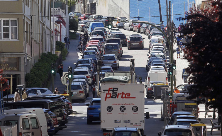 El número de vehículos matriculados en A Coruña alcanza niveles anteriores a la crisis económica