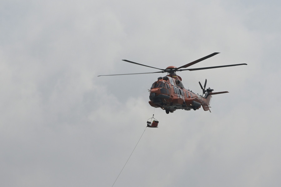 Evacuada en helicóptero una persona herida con un arpón en Malpica de Bergantiños