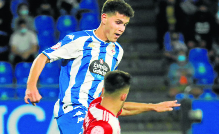 El lateral derecho, un puesto con cierto gafe en el Depor