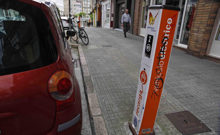 Los interesados en adquirir turismos eléctricos ya pueden pedir ayudas para su compra