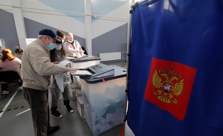 Los primeros resultados de las legislativas rusas dan esperanzas a la oposición a Putin