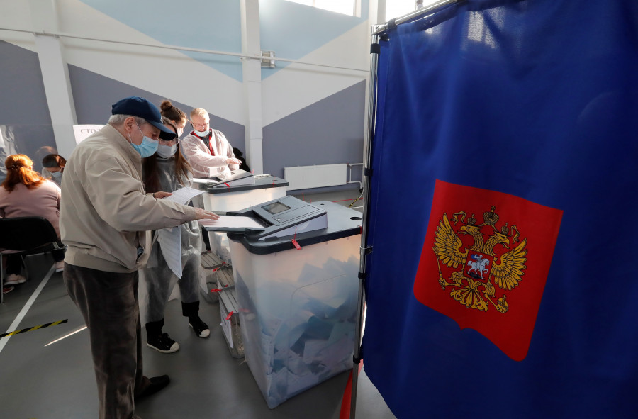 Los primeros resultados de las legislativas rusas dan esperanzas a la oposición a Putin