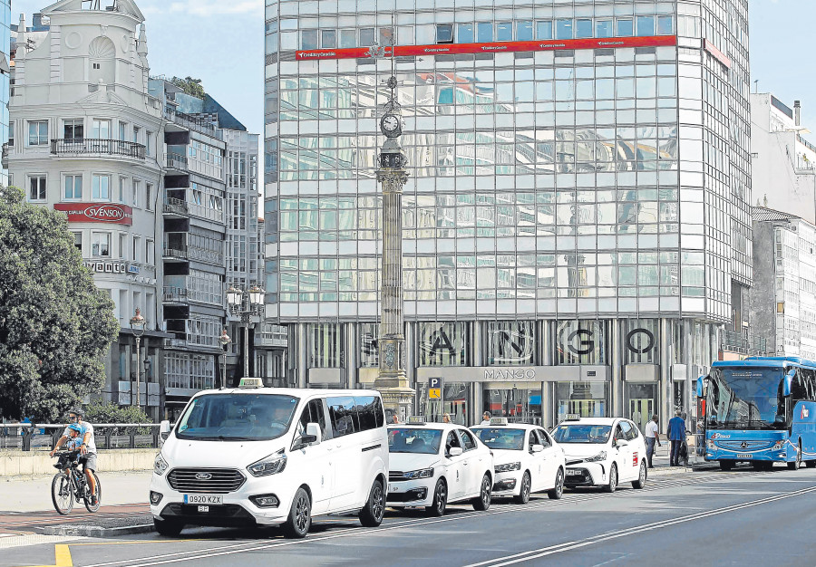 Los taxistas prevén un final de año “esperanzador” y una Navidad “casi como las de antes”