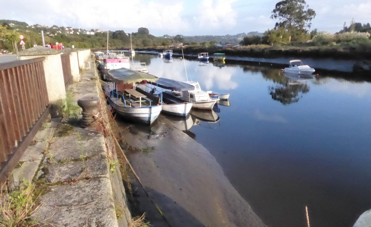 La intención de Portos de Galicia de cobrar amarres en el muelle de Betanzos irrita a los usuarios