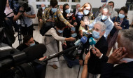 Nieves Cabo, la primera gallega en vacunarse contra el covid, recibe muy contenta la dosis extra