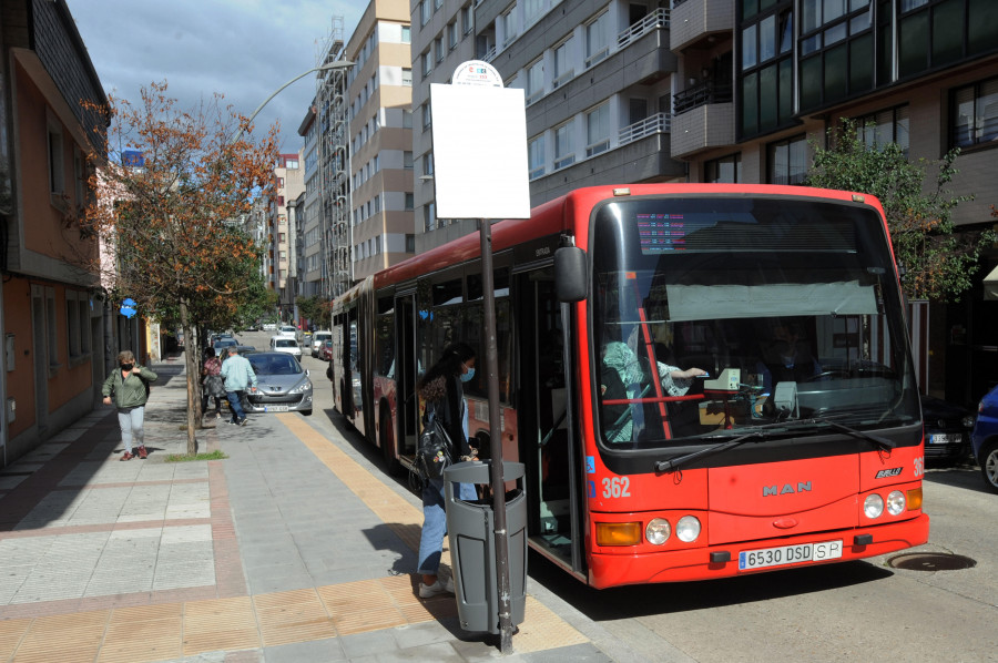 La línea 11 regresa a su recorrido habitual para satisfacción de los vecinos de Os Mallos