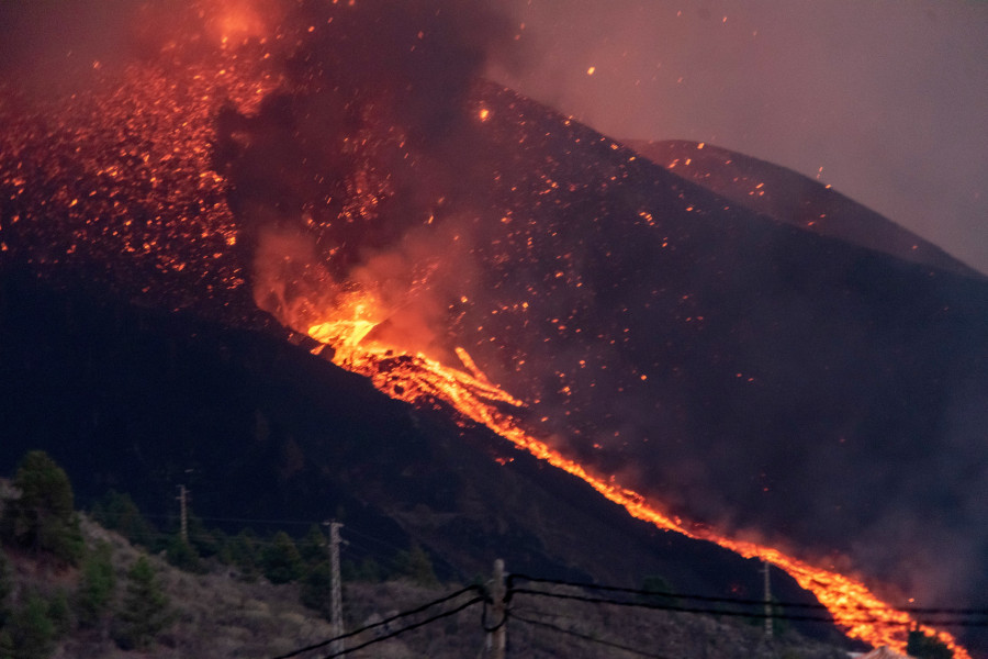 La erupción del volcán de La Palma ha obligado a desalojar ya a más de 6.000 personas