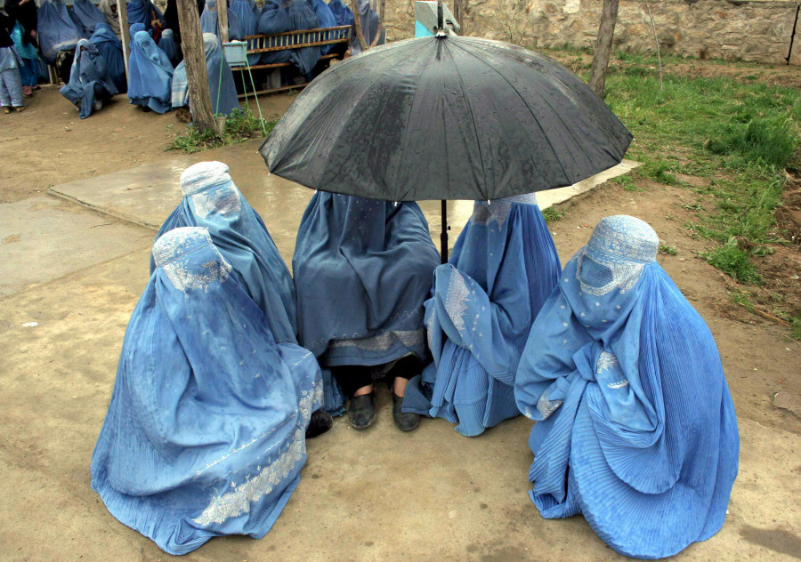 Los talibán dicen que respetarán el derecho a la educación de las niñas una vez se garantice la segregación
