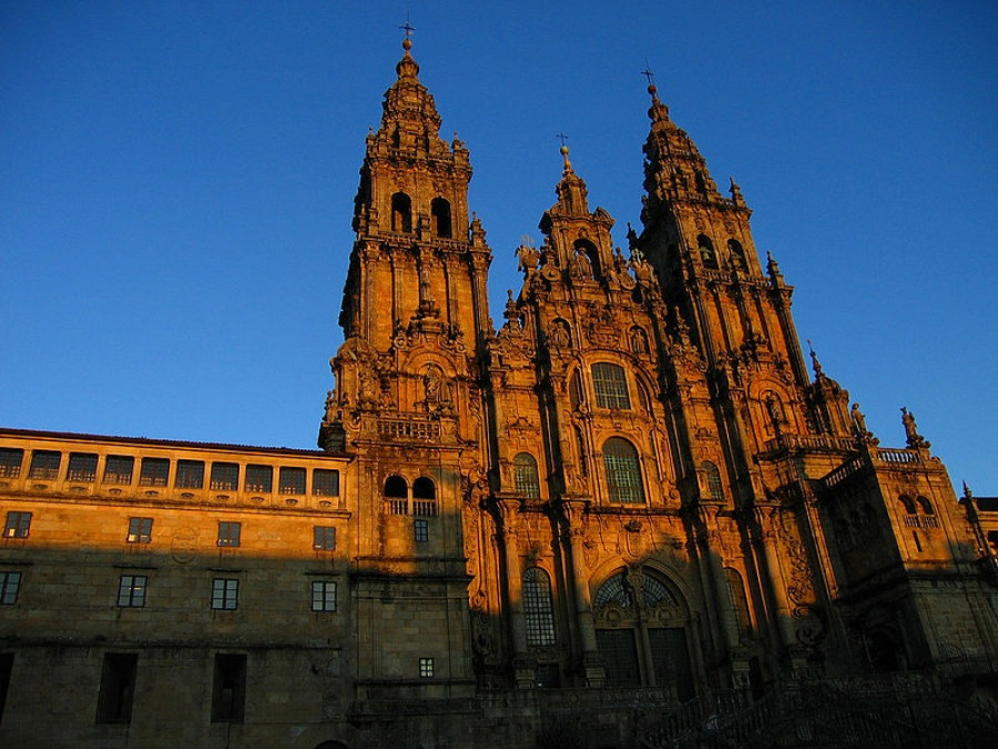 Galicia lleva a Bruselas el "ejemplo" de la rehabilitación de la catedral de Santiago