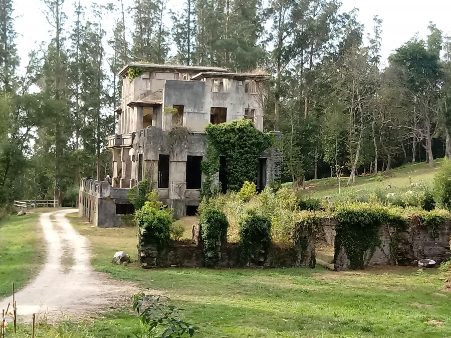 La Xunta rehabilitará el sanatorio de O Paraxón, en Cesuras, para dedicarlo a uso turístico y cultural