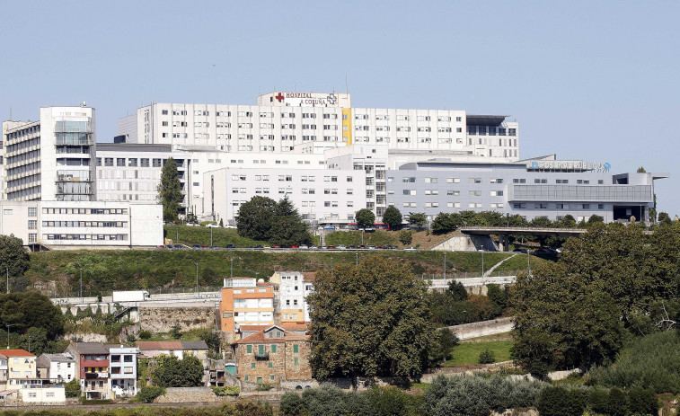 Las UCI del área coruñesa se quedan sin pacientes covid por primera vez desde el 15 de agosto de 2020