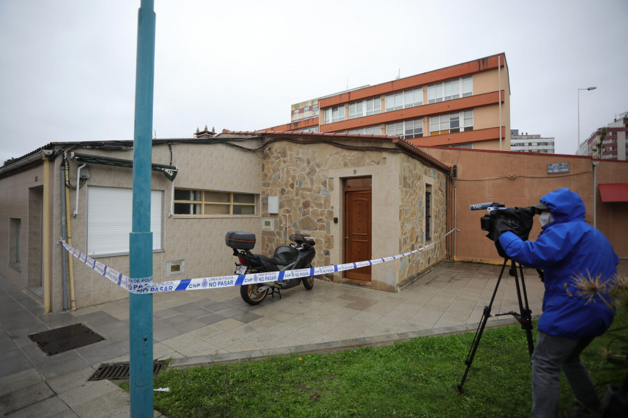 Hallan muerto a puñaladas a un hombre de 50 años en su domicilio del Barrio de Las Flores