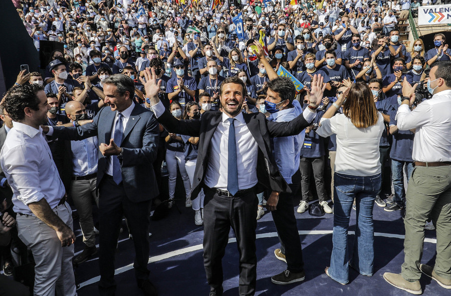 El PP vuelve a llenar en Valencia