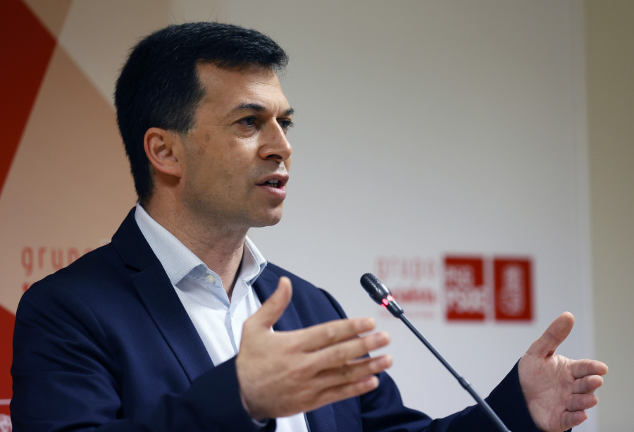 Gonzalo Caballero cuestiona que Besteiro sea el "referente idóneo" del PSdeG