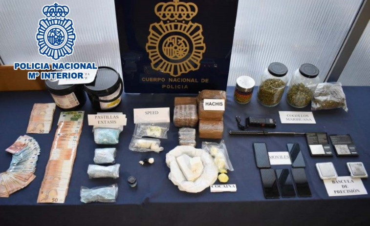 Ocho detenidos de una organización criminal en A Coruña que usaba una floristería para pasar drogas