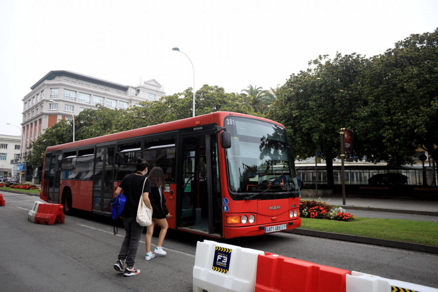 Los autobuses urbanos de A Coruña se podrán pagar con códigos QR