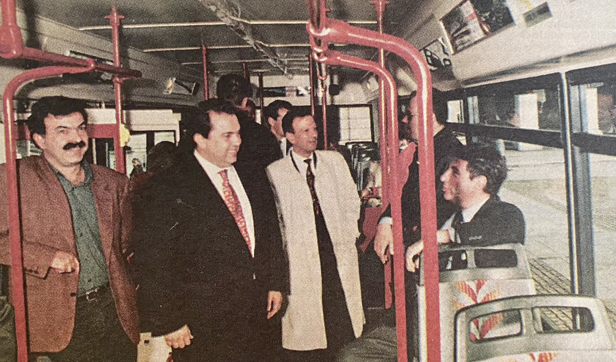 Hace 25 años: Vázquez exige ayudas para Bens y ocho buses nuevos en María Pita