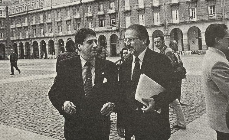 Hace 25 años: Vázquez pide ayuda para declarar Bens zona catastrófica y Kouba mira hacia Sevilla