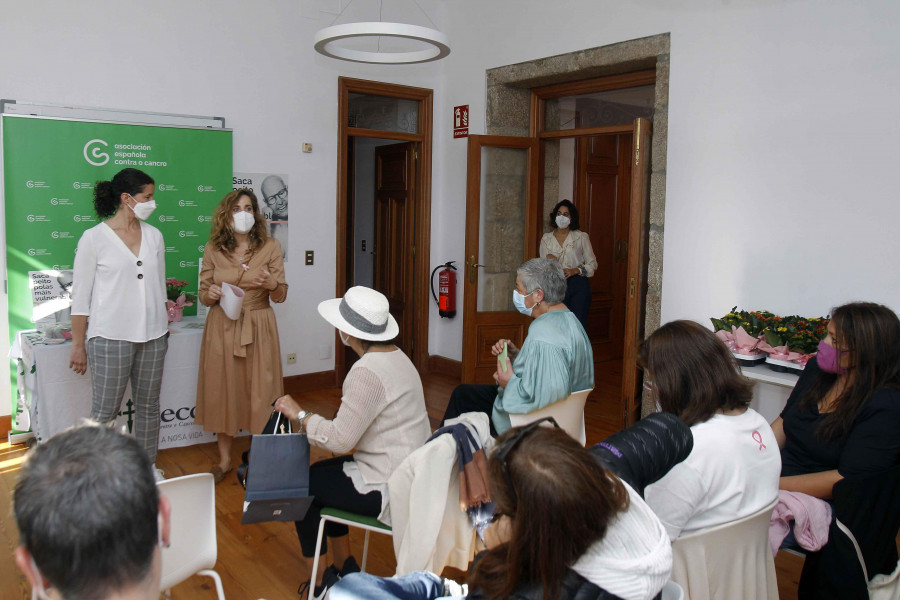 A Coruña se une contra el cáncer de mama