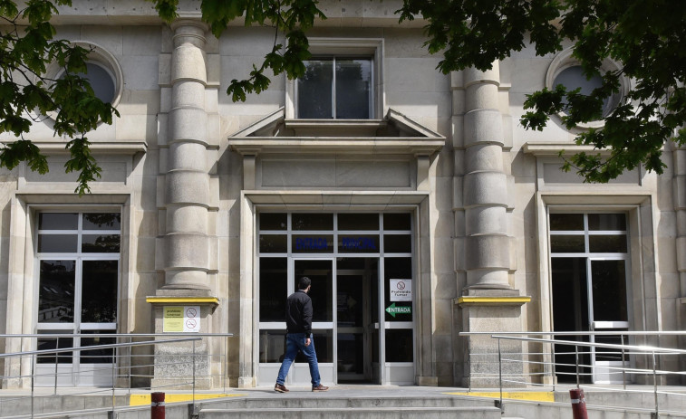Un niño de ocho años recibe el alta tras ser trasplantado de corazón en el Hospital Teresa Herrera de A Coruña