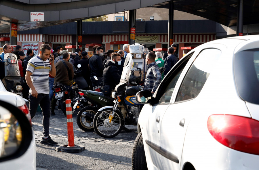 Un ciberataque bloquea las gasolineras en Irán