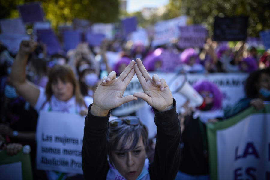 Casi noventa ayuntamientos se adhieren a la campaña ​“De Fronte” de la Diputación con motivo del 25-N