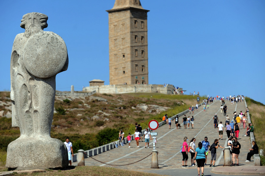 La Marea Atlántica insta al Ayuntamiento a adoptar un plan estratégico de turismo