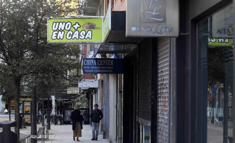 Guerrilla dos Mallos pasa a la acción y anima a los coruñeses a comprar en el barrio
