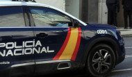 Atracan con un cuchillo jamonero dos negocios en Novo Mesoiro
