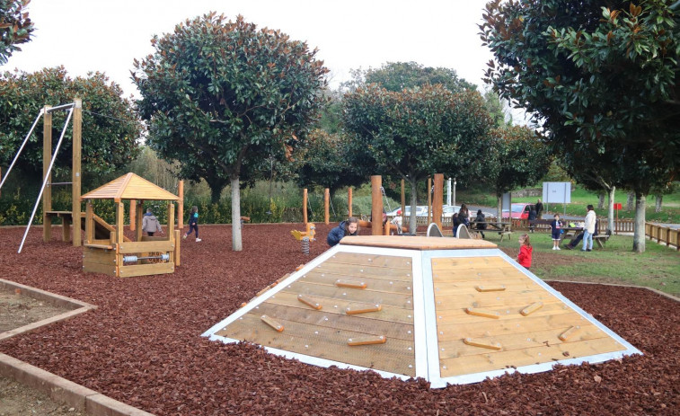 Bergondo “estrena” parques en Guísamo y en A Fragachán
