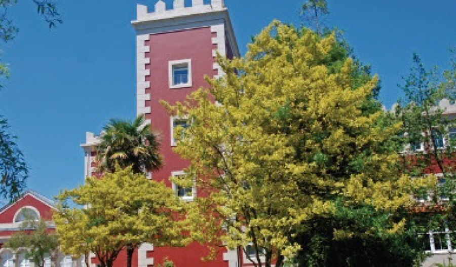 As Torres de Santa Cruz acoge este domingo la proyección de “La reina de España”