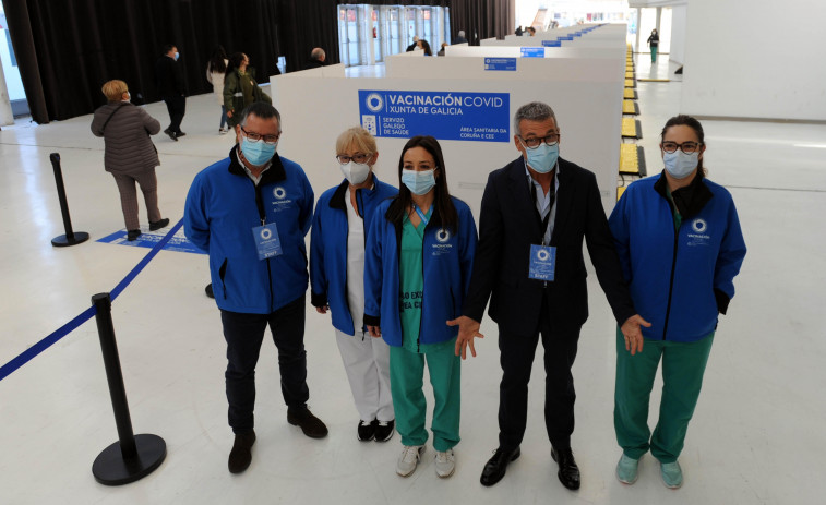 El centro de vacunación masiva de ExpoCoruña reabre para administrar una media de 4.600 dosis de refuerzo al día
