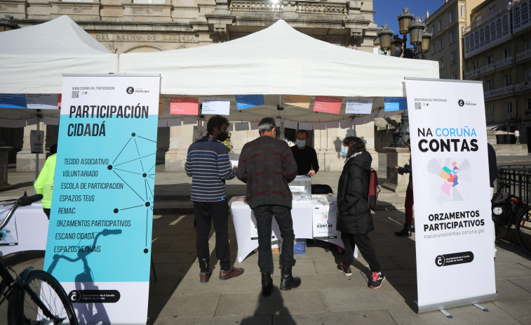 El voto presencial de los Presupuestos Participativos se inauguró en María Pita