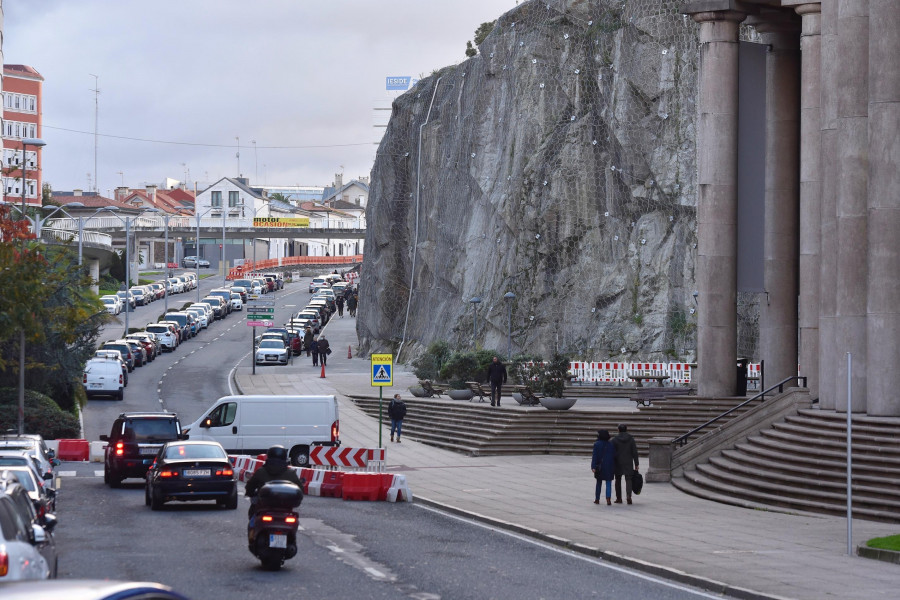 El nuevo bulevar de la avenida de Arteixo contará con más aparcamiento