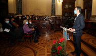 El Ayuntamiento homenajea al edil coruñés fallecido en un campo de concentración