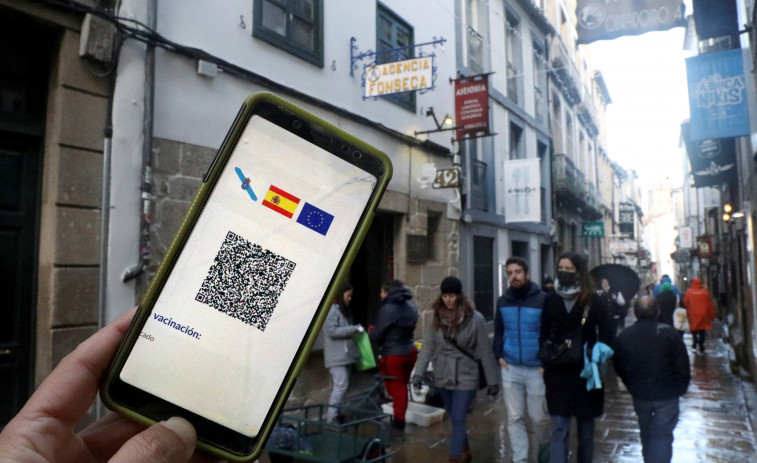 El Sergas prevé el pico de la nueva ola en 2 o 3 semanas, pero avisa del comportamiento irregular del virus