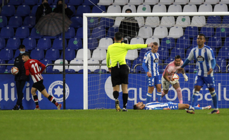 El Depor patina ante el Bilbao Athletic